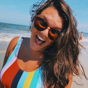 Meet your Posher, Savannah